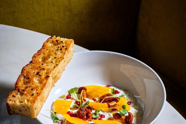 Cafe Riggs Burrata