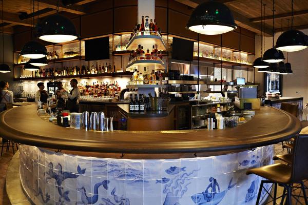 bar