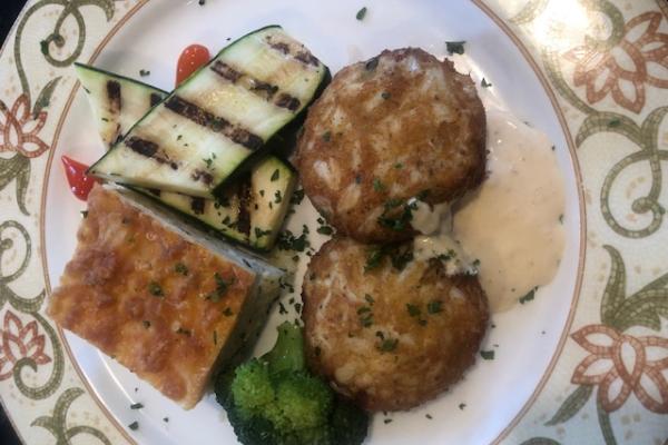 Crab Cakes 1.jpg
