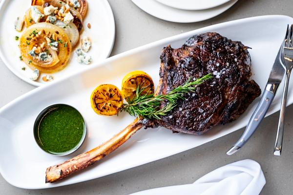 VDC_Dovetail_Tomohawk Steak_3.jpg