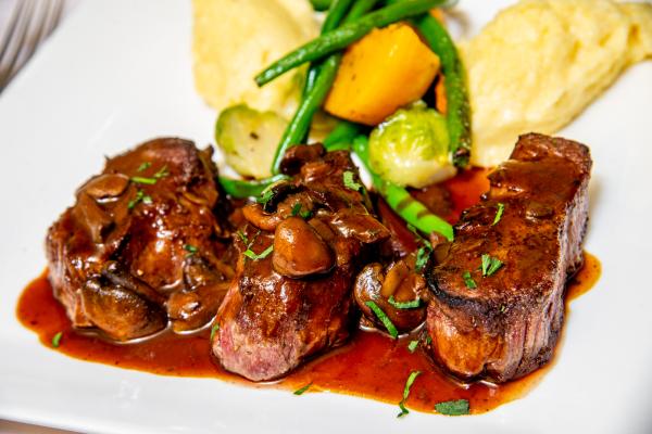 lepic-Beef medallions.jpg