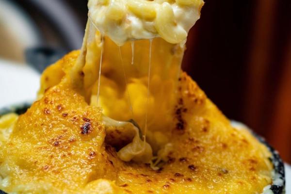 mac and cheese.jpeg