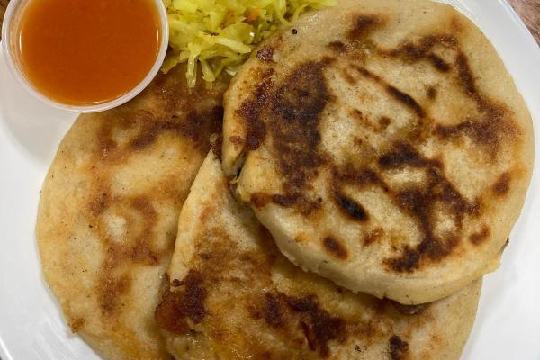 pupusas_ch.jpg