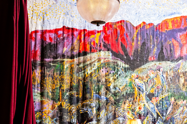 El Presidente theatre room