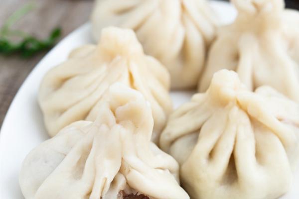Kalakuri Khinkali: Georgian soup dumplings with pork & beef filling