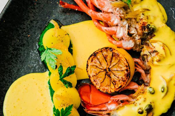 half lobster thermidor at l'avant-garde