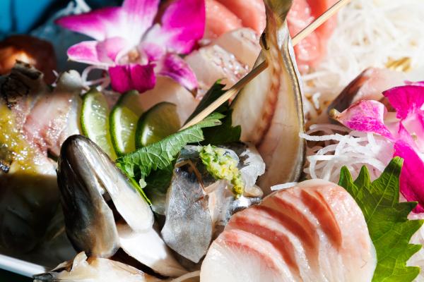 sashimi platter