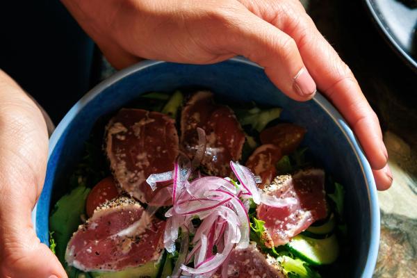Tuna Tataki Salad