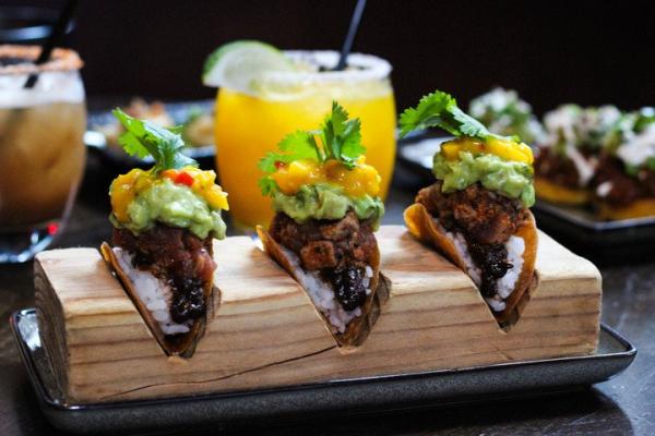 Charred_Tuna_Tacos-4-720x480-cc1709e5-5ba1-4581-b079-9ab698d8e1f5.jpg