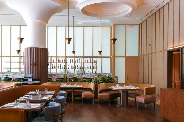 LeClou_Interview-view-of-bar (1).jpg