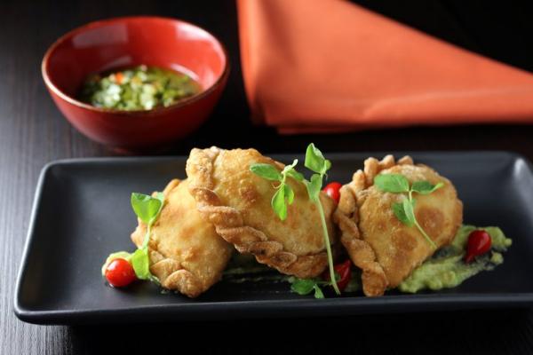 Toro_DC_Empanadas_7-720x480-c26748b3-195f-4798-b007-fedbc712386d.jpg