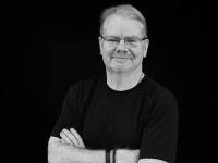 Mike-Curtin_Headshot.png