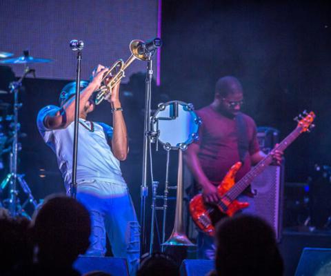 nighttime-performance-at-dc-jazz-festival_ddc-photo.jpg